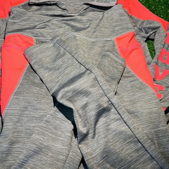 Body Instinct Workout Set size large ZIP UP JACKET AND LEGGINGS - Picture 4 of 4